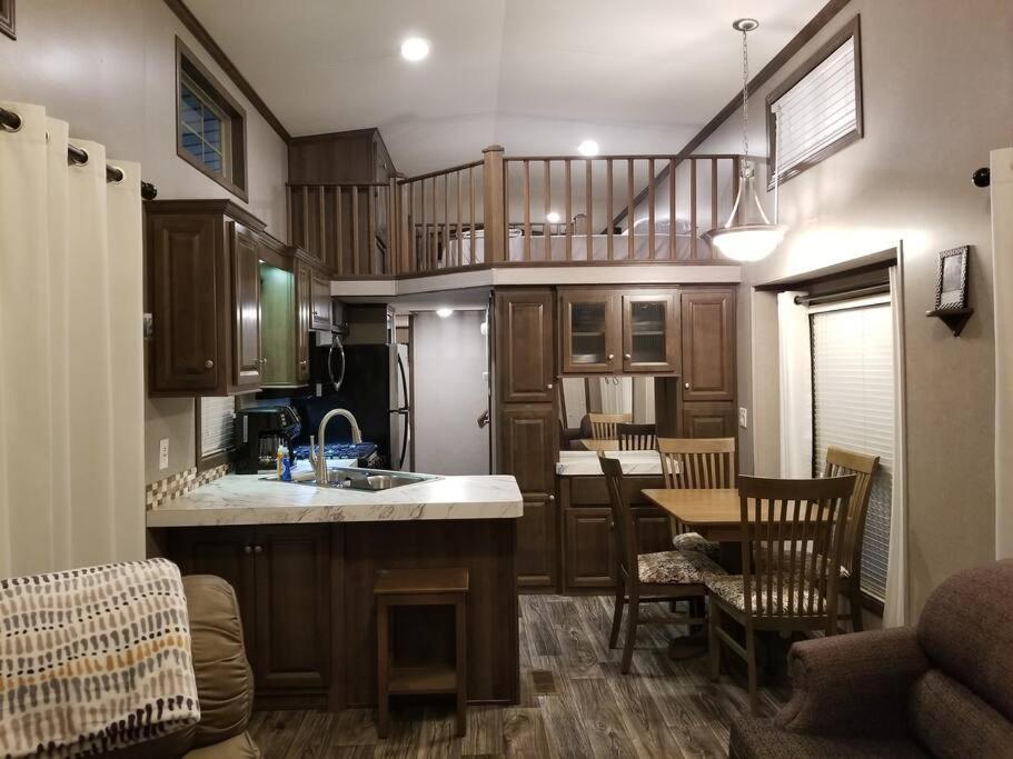 Tiny Home With Hammock Loft Bbq And Yard Phenix City Exterior foto